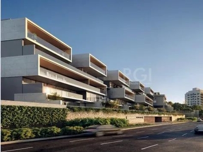 Apartamentos de 220 a 445m², com 3 suítes todos com vista para o Guaíba no bairro Praia de