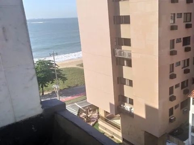 Apto na quadra do Mar 3 quartos 1 suíte e 1 vaga