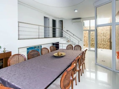 Casa Condominio para Venda - 380m², 4 dormitórios, sendo 2 suites, 5 vagas - Ipanema