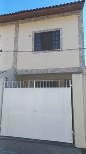 Casa de 2 quartos com garagem - Padre Miguel