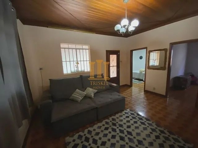 Casa para aluguel com 4 quartos em Vila das Jabuticabeiras - Taubaté - SP