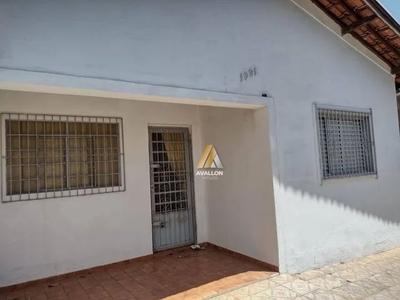 Casa para venda em Jardim Santa Amélia de 131.00m² com 3 Quartos e 5 Garagens