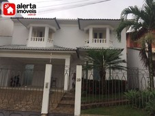 Casa com 3 quartos em RIO BONITO RJ - Centro