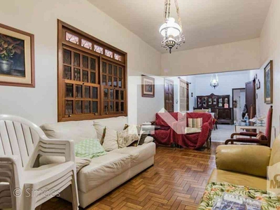 Casa com 3 quartos à venda no bairro Santo Antônio, 270m²