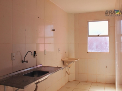 Apartamento à venda com 2 quartos em Chacaras Ypiranga, Valparaíso de Goiás