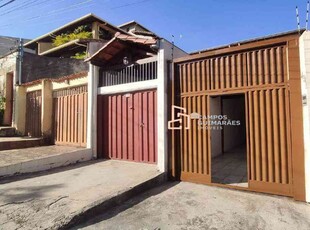 Casa com 3 quartos para alugar no bairro Serrano, 90m²