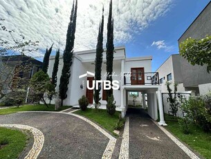 Casa com 4 quartos à venda no bairro Alphaville Flamboyant Residencial Araguaia, 500m²