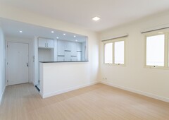 Apartamento à venda em Sumaré com 42 m², 1 quarto, 1 suíte, 1 vaga