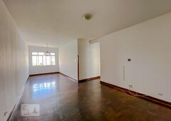 APARTAMENTO no 6º andar com 3 dormitórios