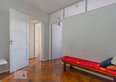 APARTAMENTO no 6º andar com 3 dormitórios