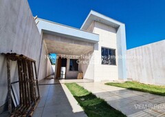Casa Térrea com 3 Quartos à Venda por R$ 380.000