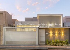 Casa Térrea com 3 Quartos à Venda por R$ 920.000