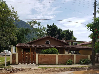 Casa Aconchegante na Maranduba