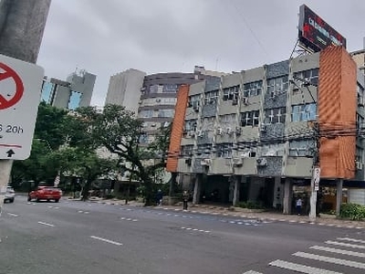 Sala Comercial para Alugar, 45 m² por R$ 1.945/Mês