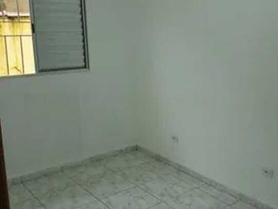 Alugo casa de condomínio no bairro tude Bastos valor:680,00