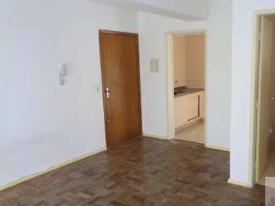 Apartamento com 1 dormitório para alugar, 42 m² por R$ 885,00/mês - Menino Deus - Porto Al