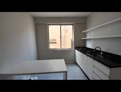 Apartamento no Bairro Centro em Blumenau com 2 Dormitórios e 75 m²