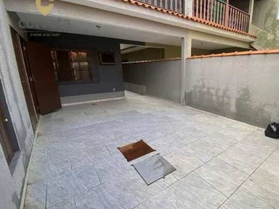 Casa com 2 dormitórios para alugar, 70 m² por R$ 1.050,00/mês - Liberdade - Rio das Ostras