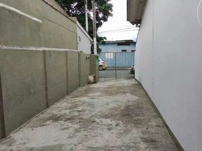 Casa com 2 dormitórios para alugar, 90 m² por R$ 871,60/mês - Crispim - Pindamonhangaba/SP