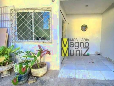 Casa com 2 quartos para alugar, 110 m² por R$ 1.141/mês - Vicente Pinzon - Fortaleza/CE