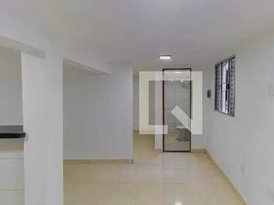 Casa para Aluguel - Sapopemba, 1 Quarto, 15 m2