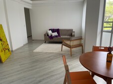 Apartamento 109m2, recem reformado, pronto para a sua mudança, com 4 quartos, Bairro Papic