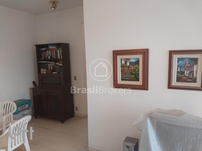 Apartamento à venda em Jardim Guanabara (Ilha do Governador) com 45 m², 2 quartos, 1 vaga