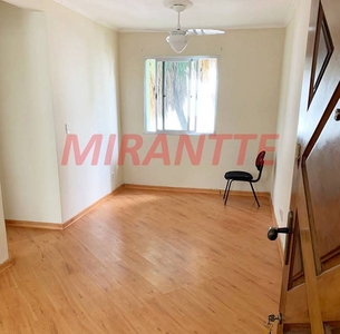 Apartamento com 2 Quartos e 1 banheiro para Alugar, 59 m² por R$ 1.350/Mês