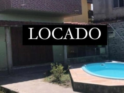 Casa com 3/4 sendo 1 suíte, piscina para alugar, por r$ 1.800/mês - arembepe - camaçari/ba