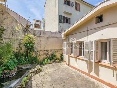 CASA RESIDENCIAL em Porto Alegre - RS, Petrópolis