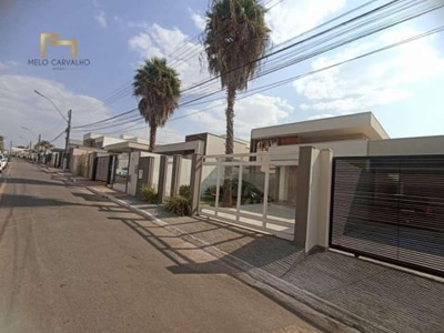 Excelente lote de 830m2 em arniqueiras!