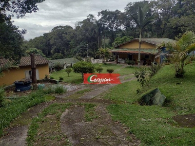 Fazenda/Sítio com 3 Quartos e 3 banheiros à Venda, 150 m² por R$ 670.000