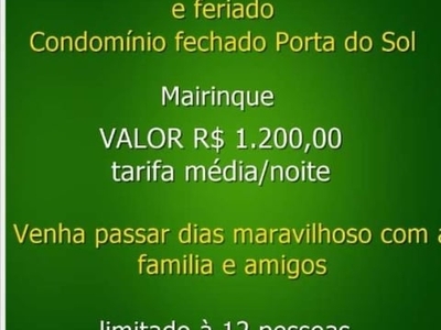 Magnífica chácara com 370m² (mairinque) em condomínio fechado porta do sol