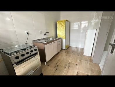 Apartamento no Bairro Velha em Blumenau com 3 Dormitórios e 66 m²