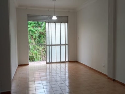 Apartamento para alugar com 2 quartos no aleixo