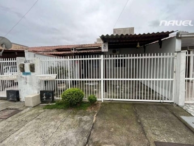 Casa com 2 dormitórios para alugar, 48 m² por r$ 1.684,42/mês - meia praia - navegantes/sc