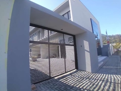 Casa em condomínio fechado com 3 quartos à venda no ilha da figueira, jaraguá do sul por r$ 890.000