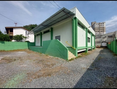 Casa no Bairro Garcia em Blumenau com 3 Dormitórios (1 suíte) e 126 m²