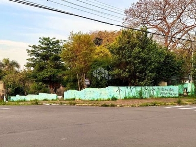 Terreno de esquina plano bem localizado no bairro rio branco em são leopoldo