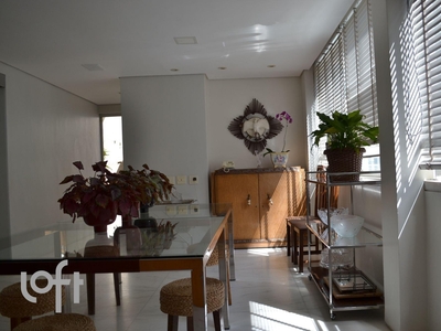 Apartamento à venda em Boa Viagem com 576 m², 5 quartos, 3 suítes, 3 vagas