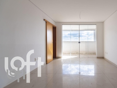 Apartamento à venda em Buritis com 120 m², 3 quartos, 2 suítes, 2 vagas