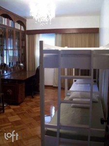 Apartamento à venda em Copacabana com 300 m², 4 quartos, 1 suíte, 1 vaga