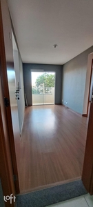 Apartamento à venda em Taquara com 55 m², 2 quartos, 1 suíte, 1 vaga