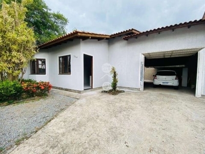 Casa com 3 quartos à venda na rua das canelas, 0, madri, palhoça, 68 m2 por r$ 636.000