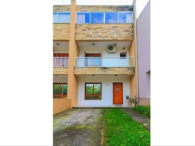 Casa com 3 quartos à venda na rua fernando jorge schneider, 229, hípica, porto alegre por r$ 535.000