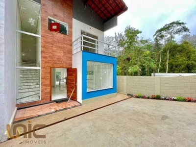 Casa com 4 dormitórios à venda, 216 m² por r$ 895.000,00 - granja guarani - teresópolis/rj