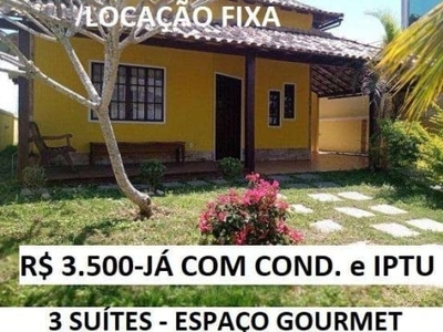 Casa em condomínio para locação em cabo frio, peró, 3 dormitórios, 3 suítes, 4 banheiros, 3 vagas