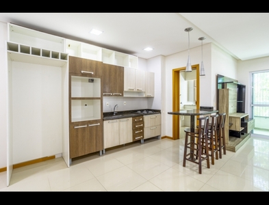 Apartamento no Bairro Itoupava Seca em Blumenau com 2 Dormitórios (2 suítes) e 85 m²