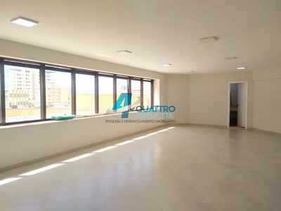 Sala Para Locação Com 90 M² / Sala Em Prédio Com 2 Banheiros E 1 Vaga De Garagem