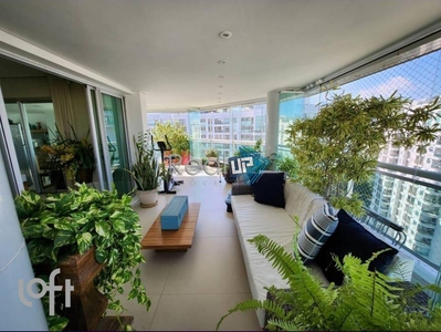 Apartamento à venda em Barra da Tijuca com 429 m², 4 quartos, 3 suítes, 3 vagas